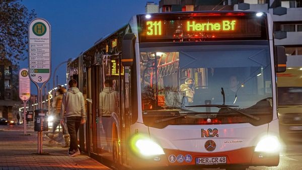 Lob für Bus und Bahn in Herne: „Der Nahverkehr ist super“