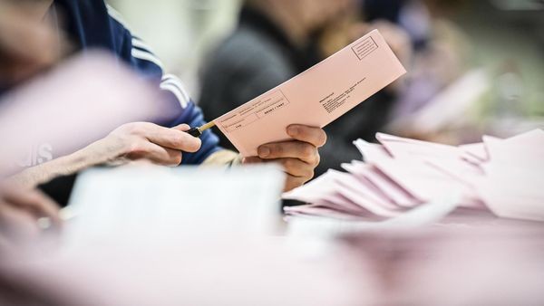 Kommunalwahl 2025: Das sind Essens Oberbürgermeister-Kandidaten