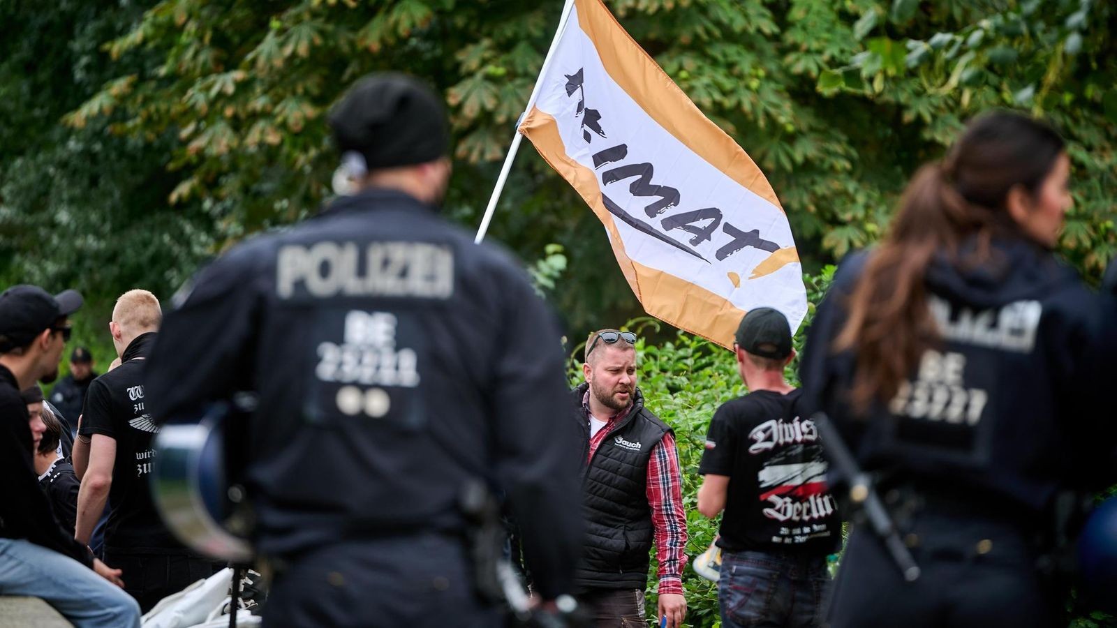 Neonazis-wollen-durch-Mitte-ziehen-Gegenprotest-angemeldet