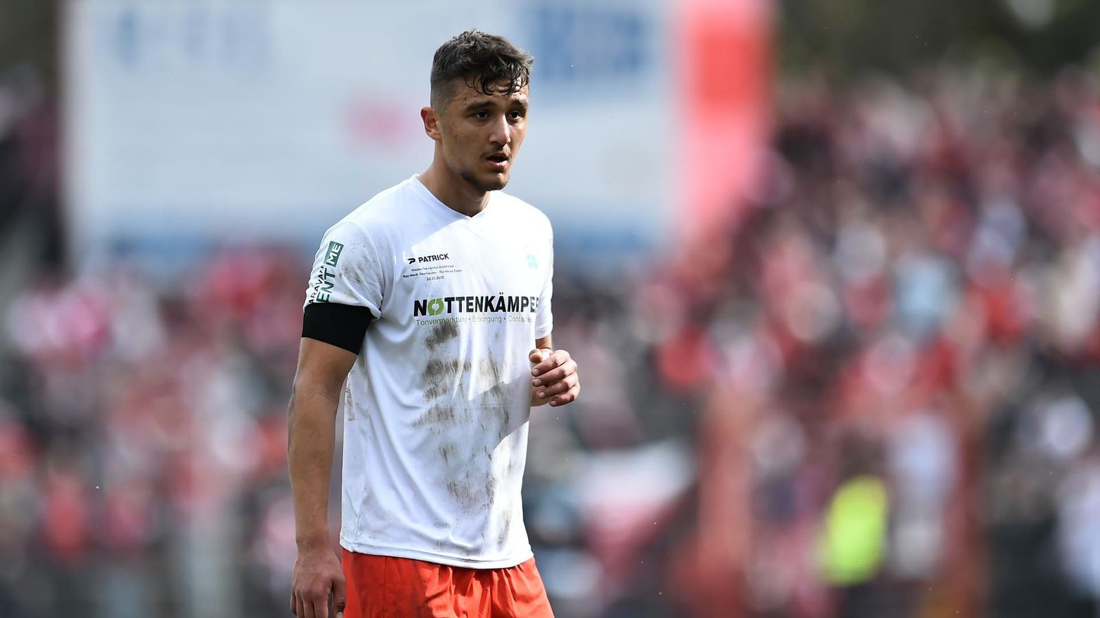 Kerem-Yalcin-f-hrt-Paderborn-II-als-Kapit-n-zum-Sieg-ber-den-BVB-II