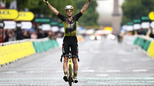 Tour de France: Van Aert jubelt zum Schluss! Lipowitz auf dem Podium