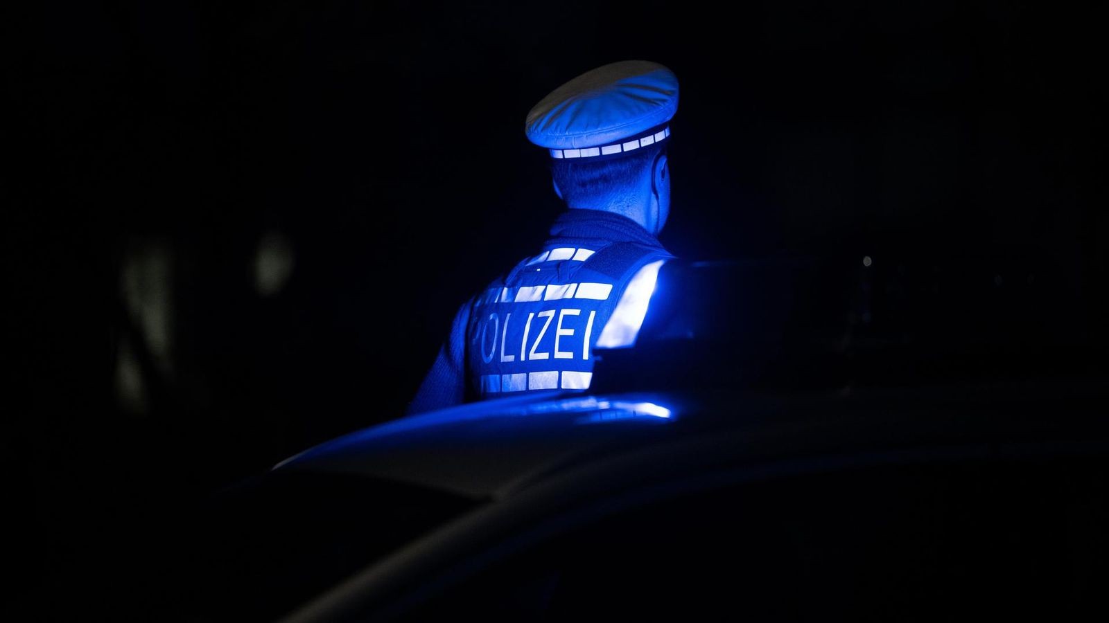 25-J-hriger-in-Erfurt-auf-Balkon-ausgesperrt-Polizei-muss-T-r-aufbrechen-lassen
