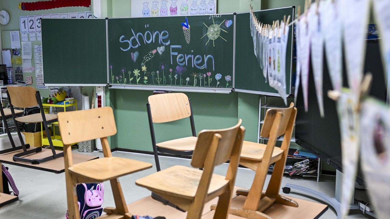 Kritik-am-Schulsystem-Befinden-uns-in-Berlin-im-19-Jahrhundert-