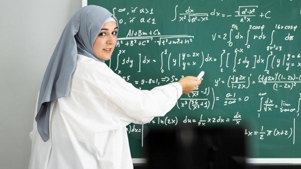 Berliner Lehrerinnen dürfen Kopftuch tragen: Und in NRW?