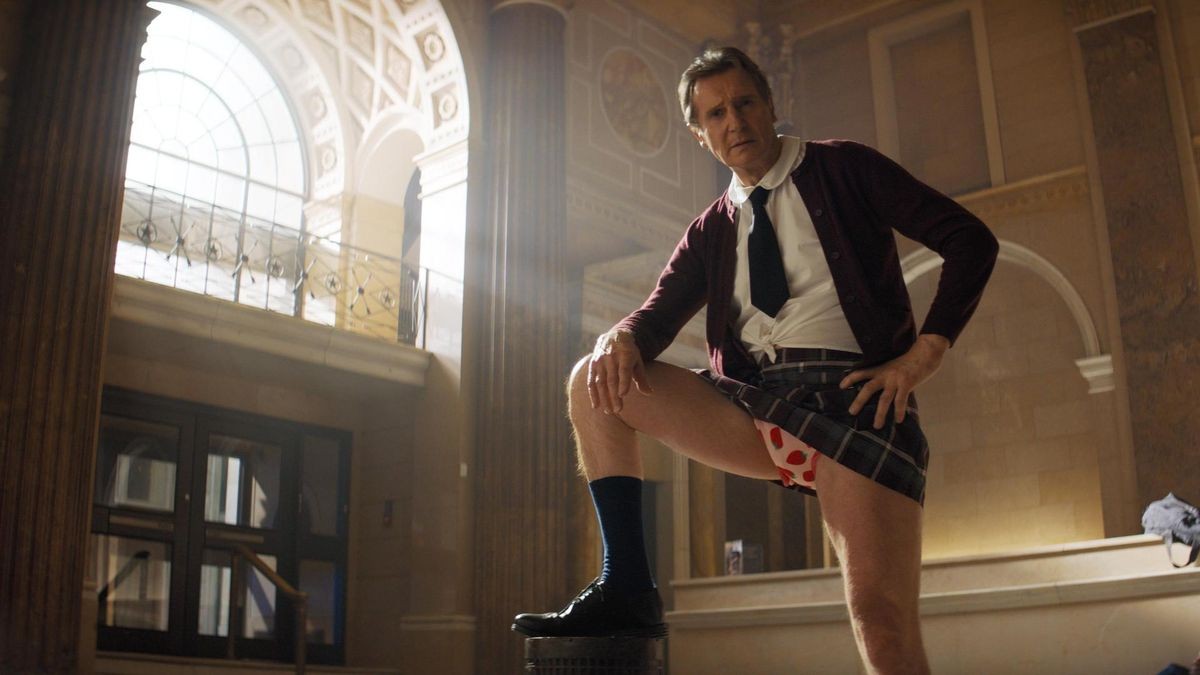 Liam Neeson in „Die nackte Kanone“. Kinostart -