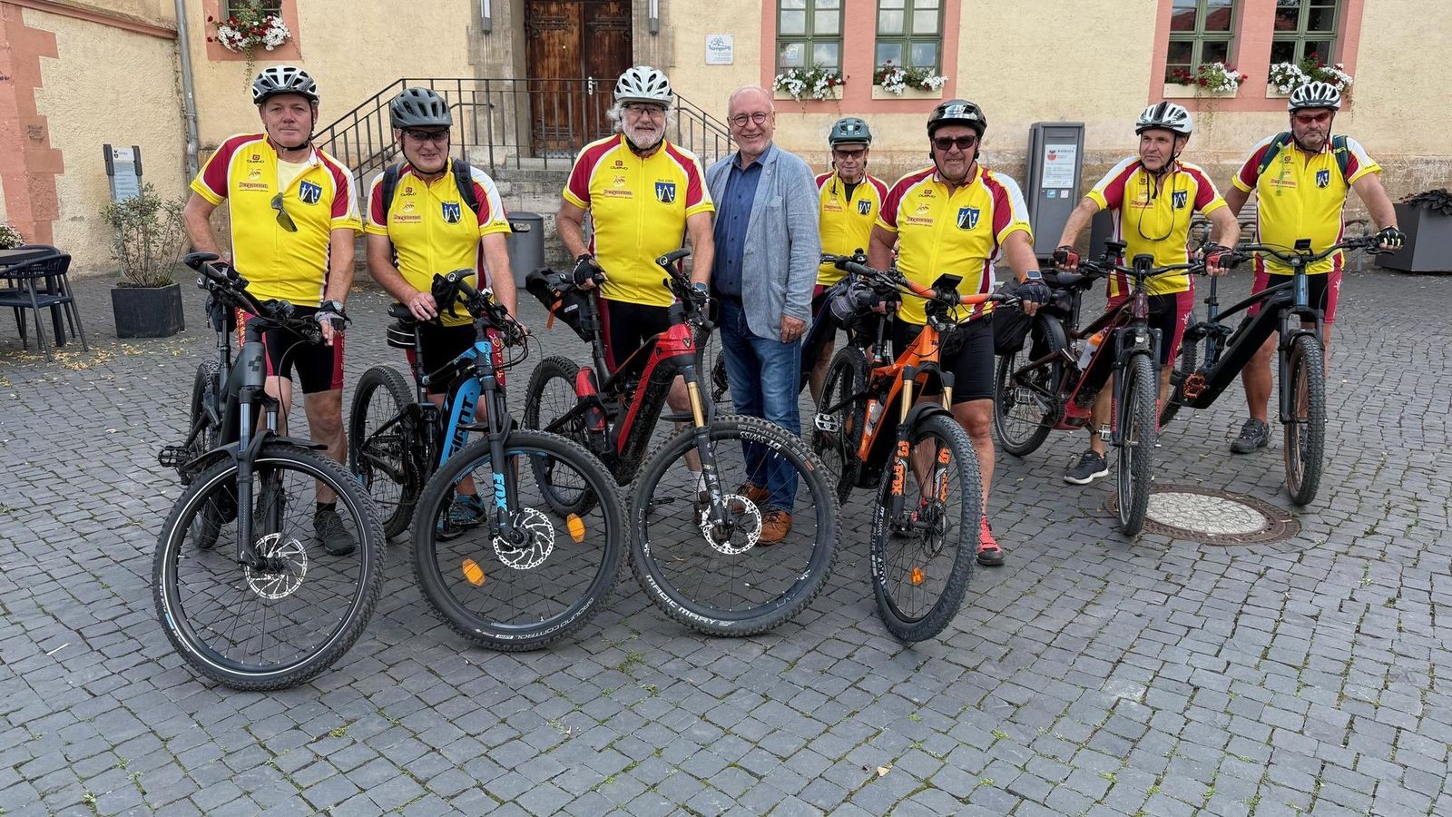 In-S-mmerda-ist-alles-f-r-die-B-cker-Radreise-einget-tet