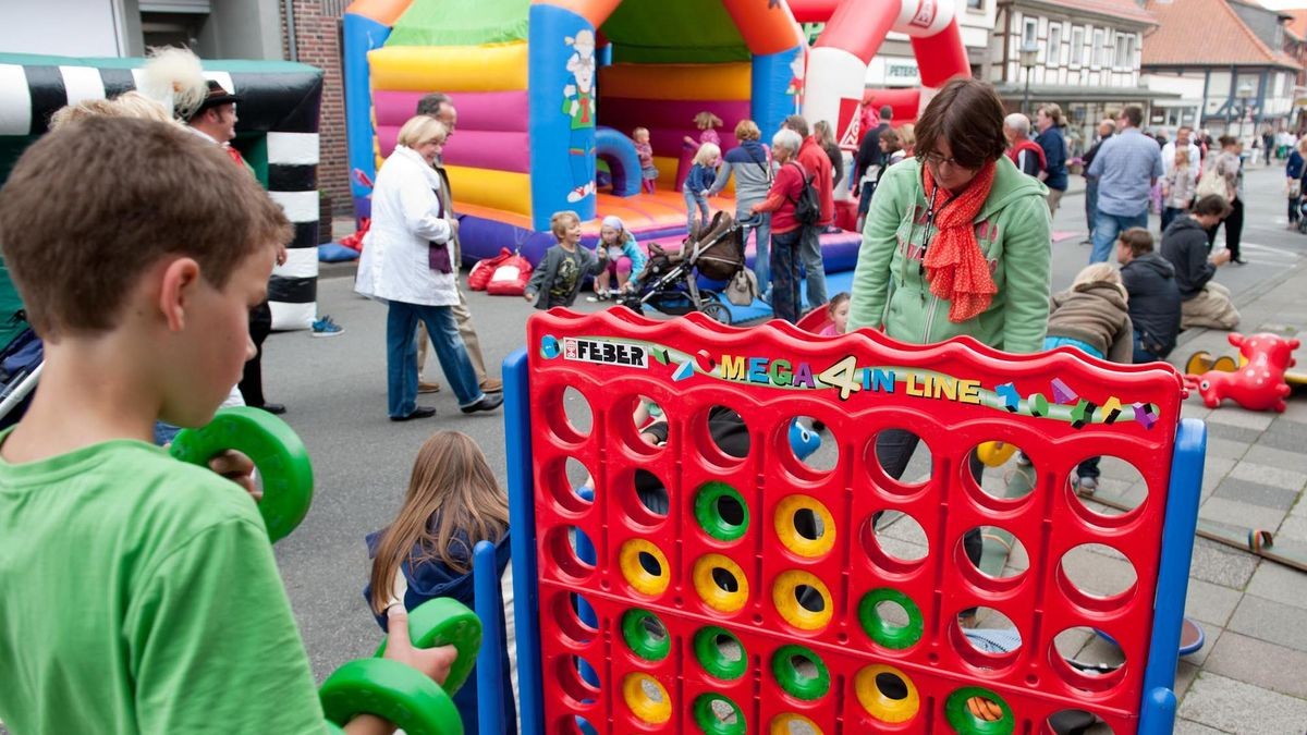 So ähnlich wie beim Kinder-Altstadtfest könnte es bald beim Spiel- und Sportplatz Fallersleben aussehen. (Archivfoto)