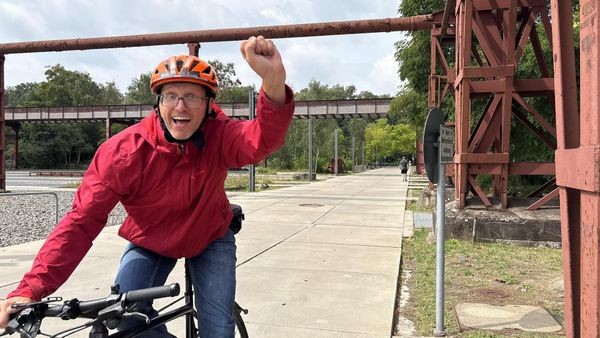 Rennrad-Tour auf Zollverein: Wie viele landen in der Hecke?