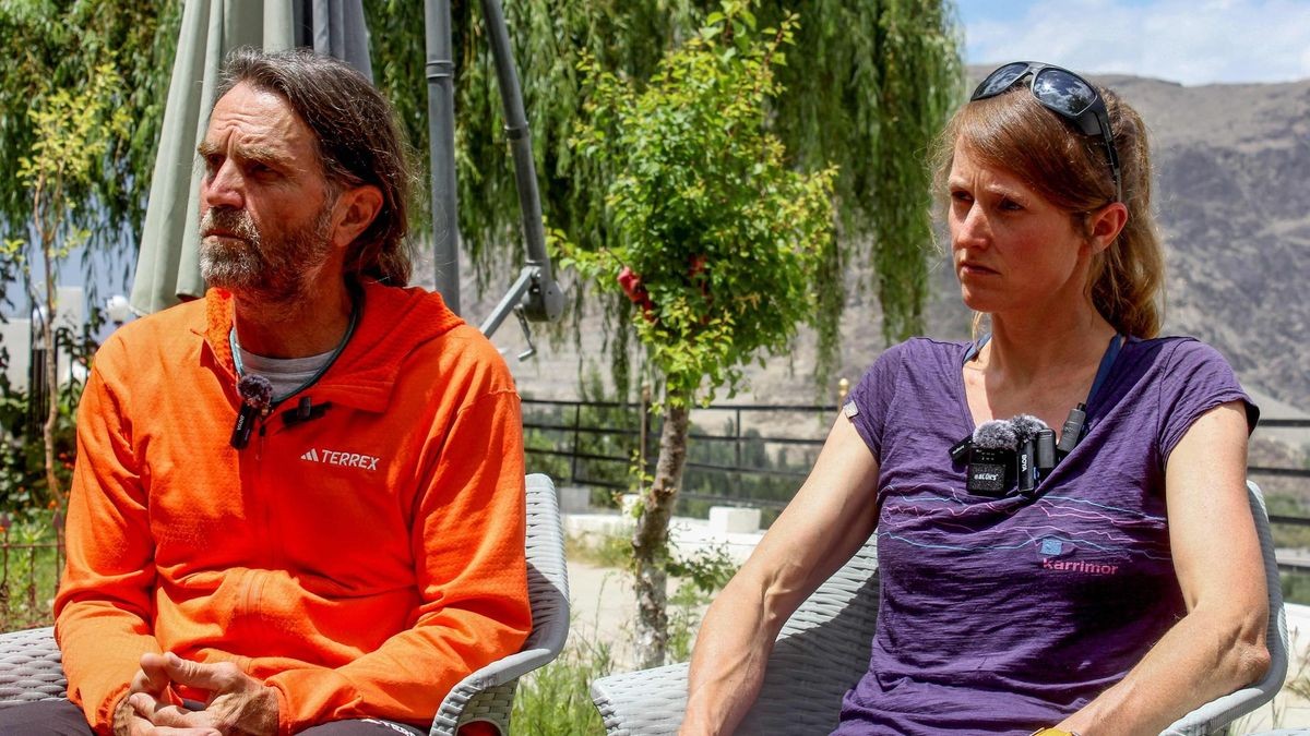 Thomas Huber gemeinsam mit Marina Krauss, der Seilpartnerin von Laura Dahlmeier.