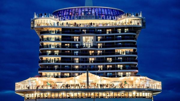 Notfall auf der Ostsee: 18-Jähriger springt von AIDAnova ins Meer