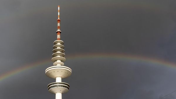 Graues Wetter beim bunten CSD – DWD kündigt Regen und Gewitter an