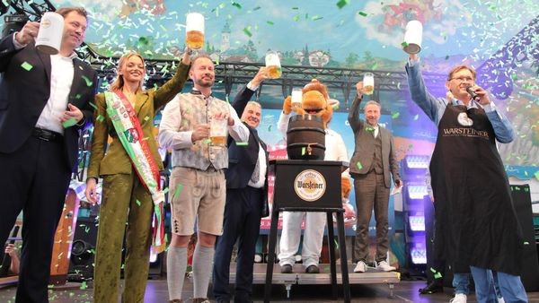 Fotos vom Crange-Start: Klingbeil, Kelly und die Heute Show
