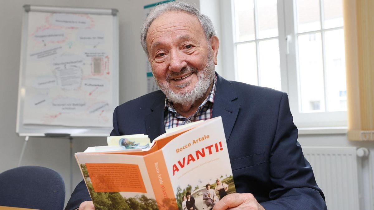 Wolfsburgs Ehrenbürger Rocco Artale verarbeitete seine Lebensgeschichte in einer Autobiografie. (Archiv)