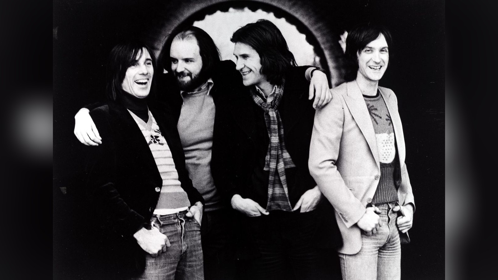 Ein-letzter-Tanz-mit-den-Kinks-und-ein-erbl-hendes-Deb-t