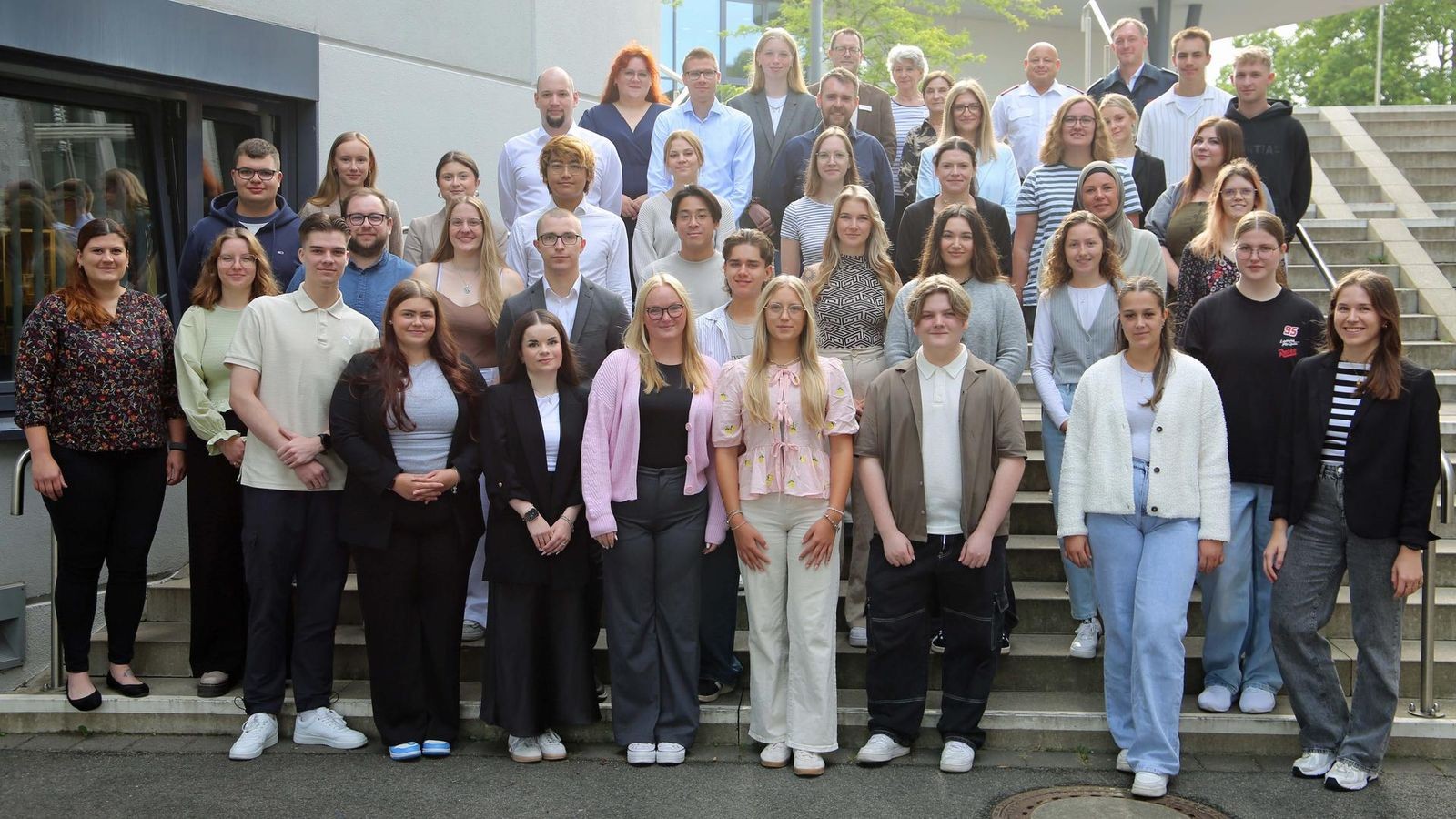 Stadt-Moers-45-Azubis-starten-Neuer-Lebensabschnitt-