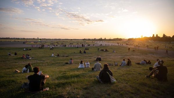 Wohnungen auf Tempelhofer Feld? Wegner will neuen Volksentscheid