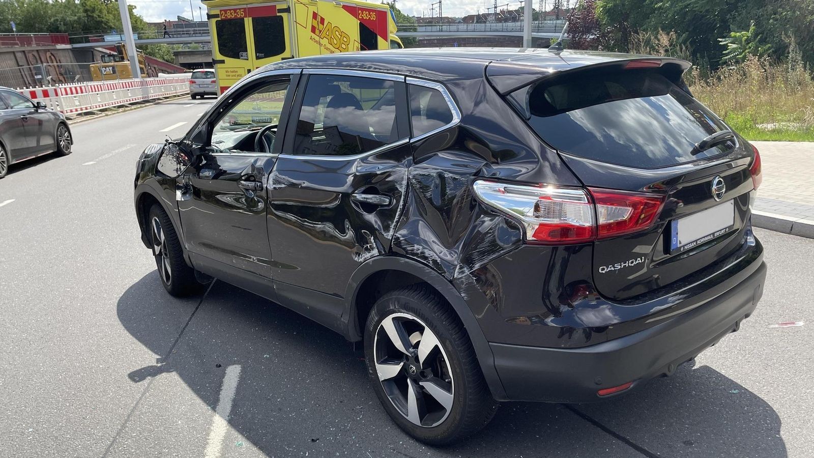 91-J-hriger-Autofahrer-bersieht-in-Erfurt-rote-Ampel-zwei-Verletzte