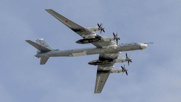 Ukrajinski napadi z droni dvigujejo cene goriva v Rusiji, medtem ko se Evropa spreminja v raketno bazo