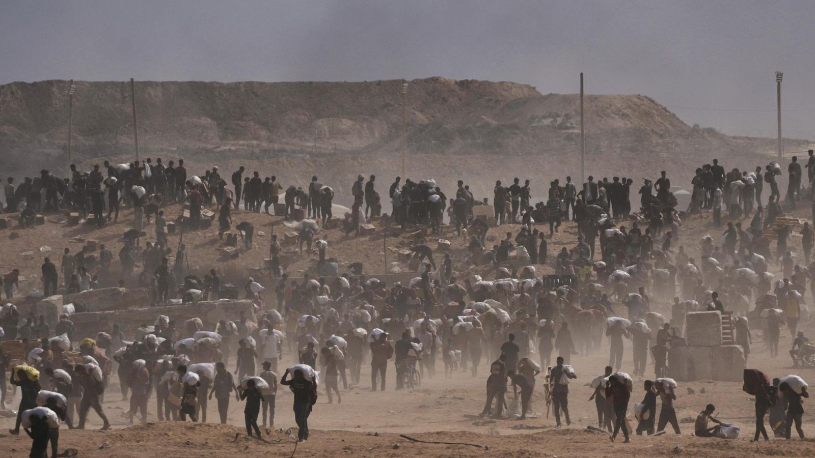 Bundesregierung-zieht-Bilanz-So-geht-es-den-Deutschen-in-Gaza