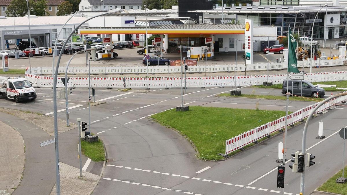 Bauarbeiten der LSW an der Heinrich-Nordhoff-Straße / Ecke Saarstraße
