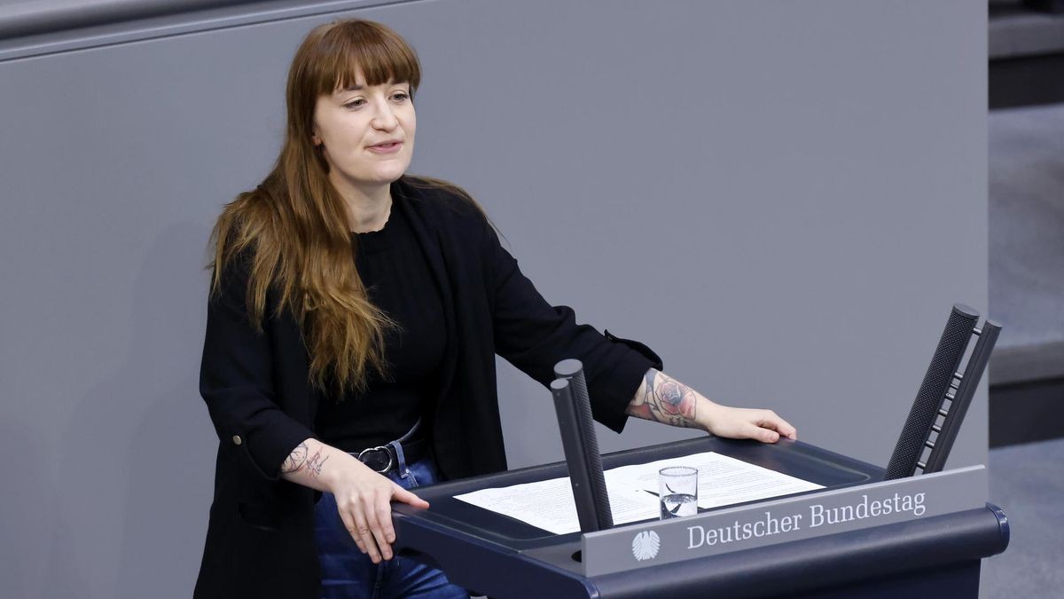 19. Sitzung des Deutschen Bundestages in Berlin: Absage der Neuwahl von Verfassungsrichtern