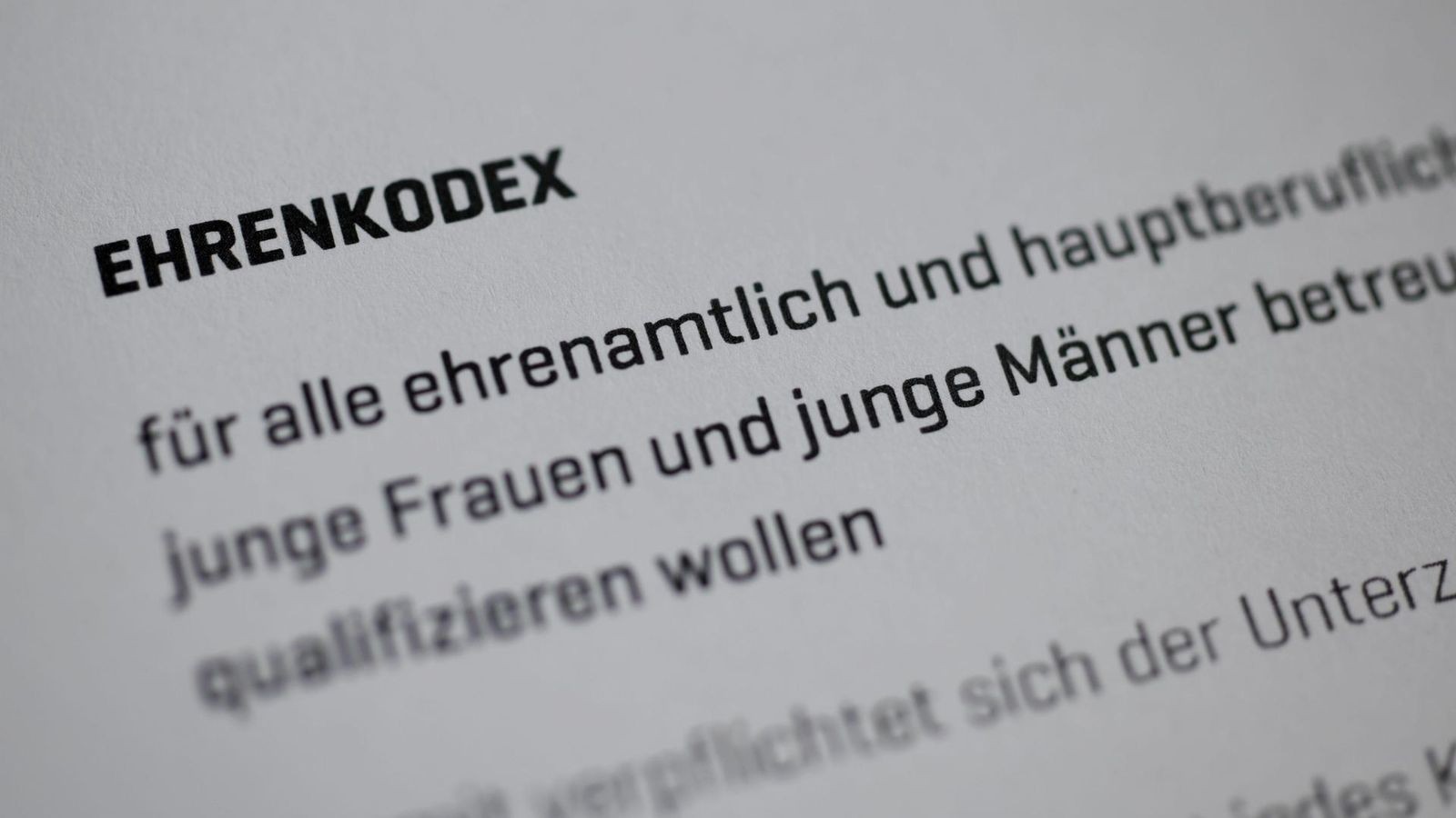 Trainer-chattet-mit-Elfj-hriger-Landessportbund-will-Konsequenzen-ziehen