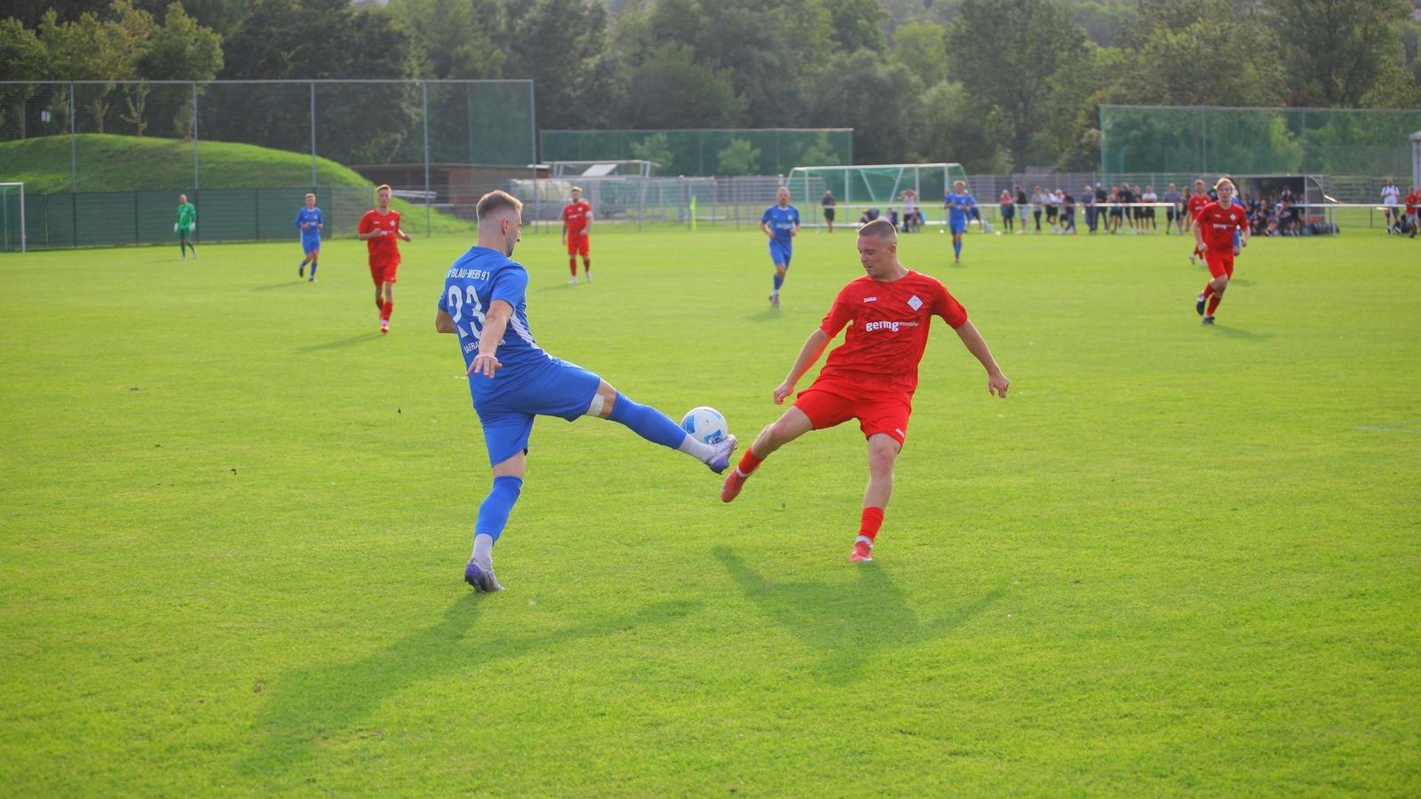 Mitten-ins-Herz-Schl-tzer-schie-t-Bad-Frankenhausen-zum-Sieg-gegen-Jena