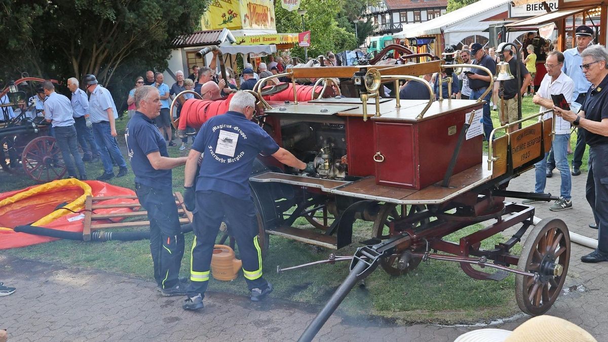 Festwochenende 150 Jahre FF Fallersleben: Löschübung 