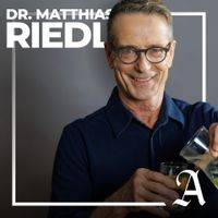 3000x3000_Dr_Matthias_Riedl.jpg