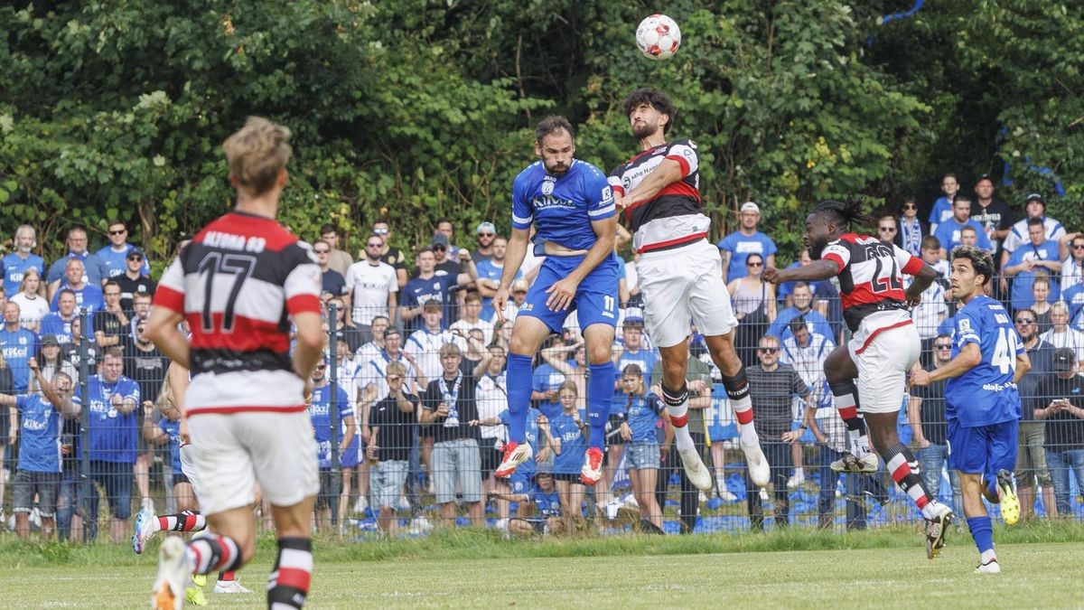 Das spektakuläre 4:4 zwischen Altona 93 und dem SV Meppen war sportlich ein Highlight, wurde aber von einem Zwischenfall im Gäste-Fanblock überschattet.