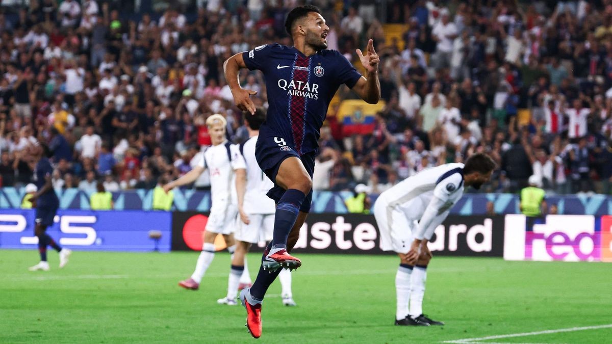 Goncalo Ramos schoss Paris Saint-Germain mit seinem späten 2:2 ins Elfmeterschießen des Uefa-Supercups. Dort setzte sich PSG gegen Tottenham durch.