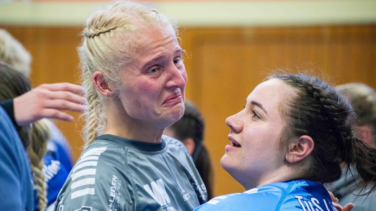 Tr-nen-getrocknet-Torfrau-gibt-Comeback-beim-TuS-Lintfort