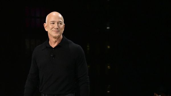 Jeff Bezos trauert um seine Mutter: „Ich liebe dich, Mama“