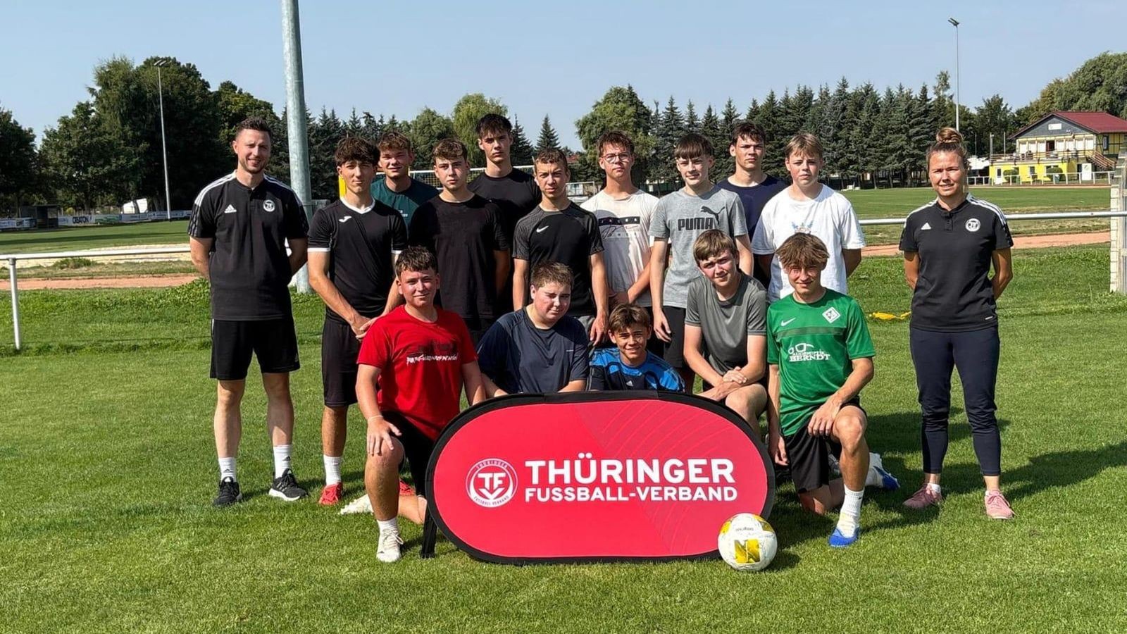 Fr-h-bt-sich-Wie-das-Gymnasium-Gro-engottern-f-r-DFB-Trainernachwuchs-sorgt