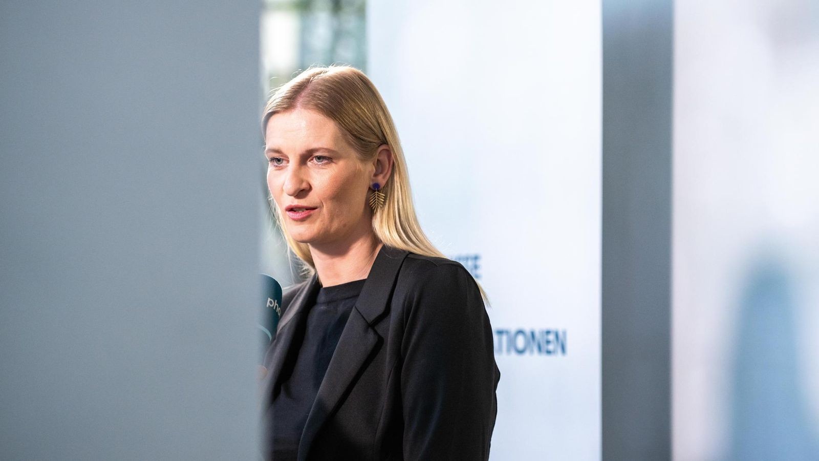 Th-ringens-einstige-Gr-nen-Chefin-arbeitet-jetzt-f-r-linke-Kampagnenplattform
