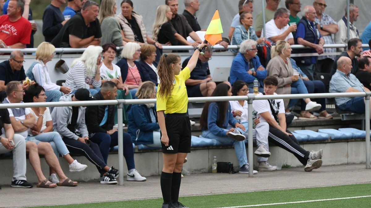 Fußball-Landesliga, Derby, Rhenania Bottrop - VfB Bottrop