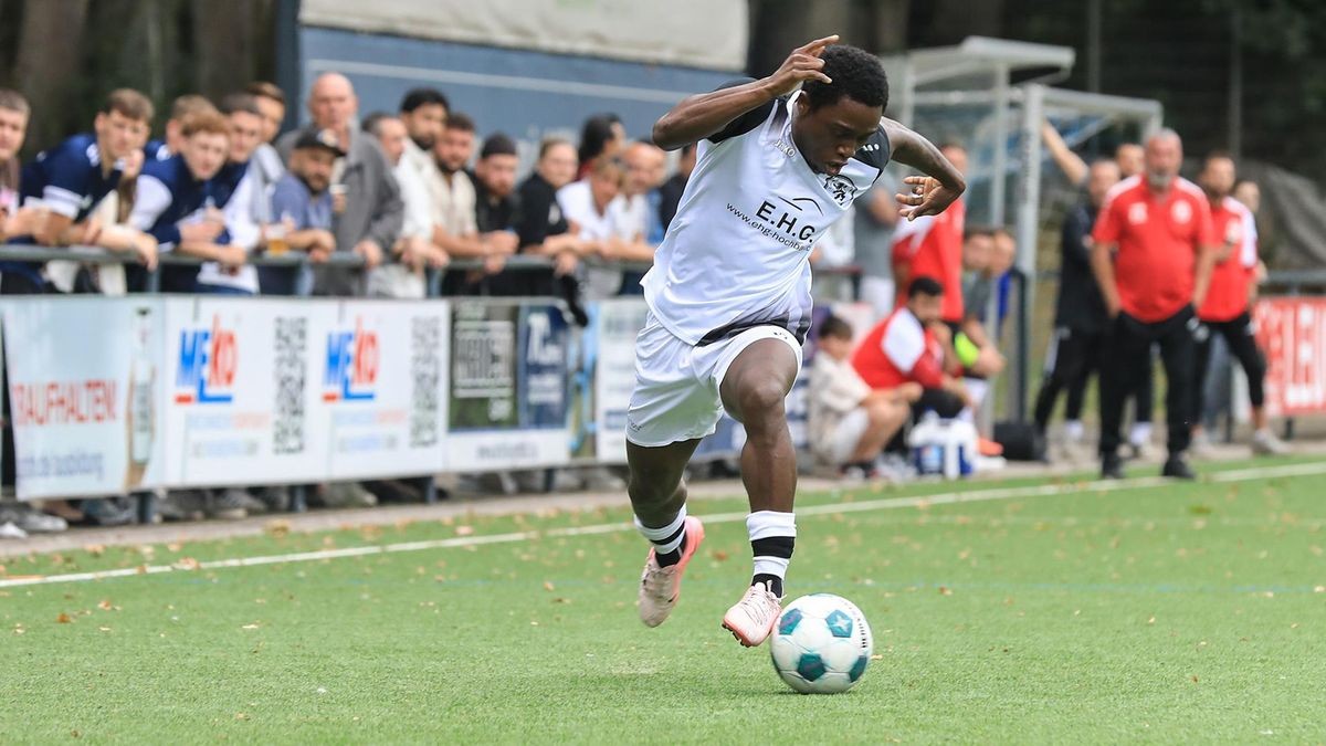 Ayuk Etengeneng traf erst zum 2:1, hätte später aber auch gut und gerne vom Platz fliegen können. Ayuk Etengeneng traf erst zum 2:1, hätte später aber auch gut und gerne vom Platz fliegen können.