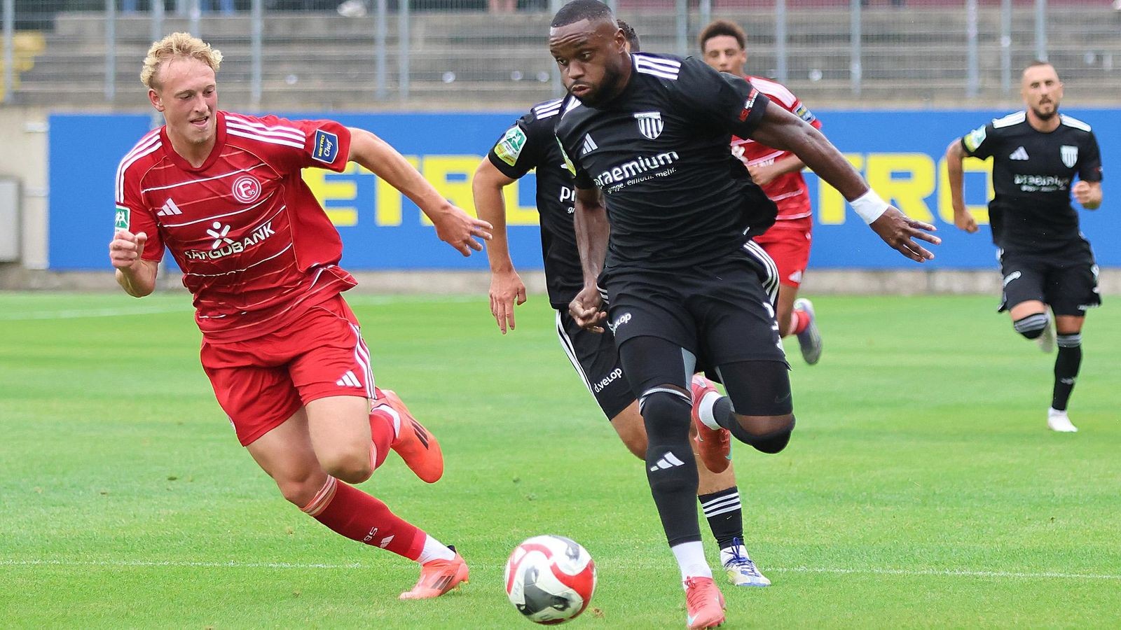 1-FC-Bocholt-Budimbu-rettet-Remis-mit-einem-Doppelpack