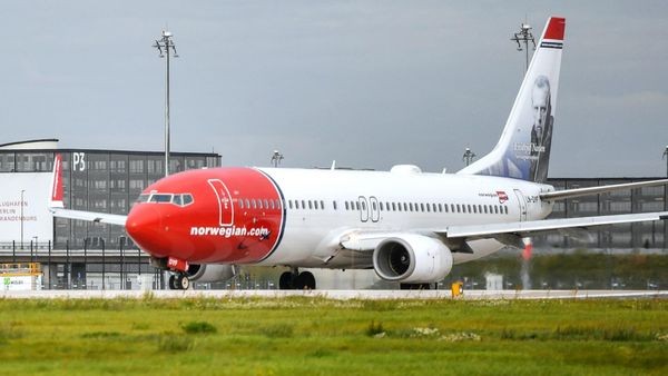 Letalo Norwegian se je zaradi tehnične težave vrnilo na letališče Berlin-Brandenburg