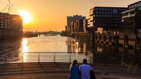 Ungewohnte Sommerruhe in Hamburg – nur eine Attraktion quillt über