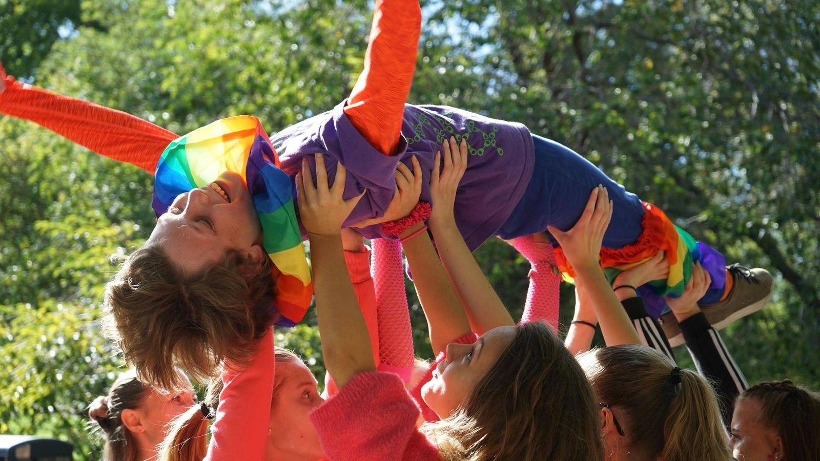 In-Th-ringer-Schulen-setzen-queere-Jugendliche-auf-Lila