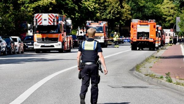 Bagger riss Gasleitung in Harburg auf – Experten stopfen das Leck