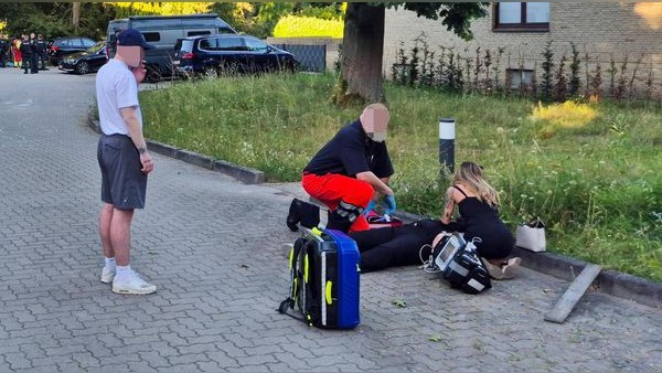 Messerattacke auf Arzt in Ochsenzoll – Polizei überwältigt Angreifer