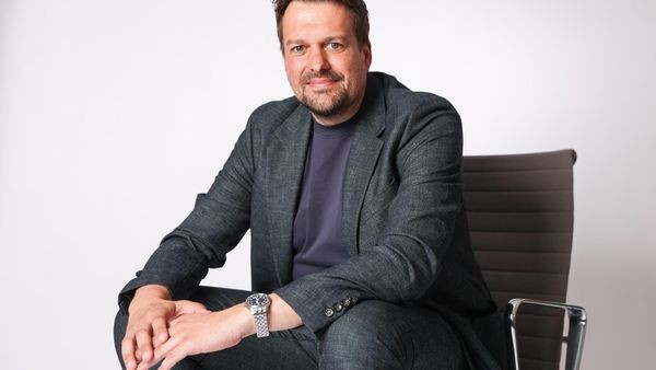 Obst und Yoga-Kurse in der Firma: Xing-Chef spricht Klartext