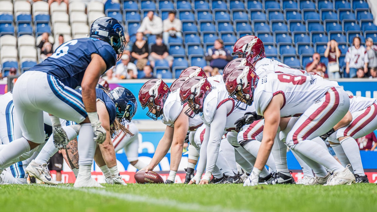 Zwei-weitere-Verst-rkungen-f-r-Rhein-Fire