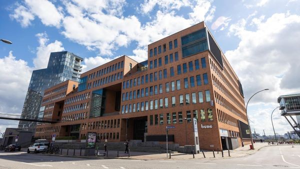 Magna: Firmen von Hamburger Projektentwickler in Insolvenz