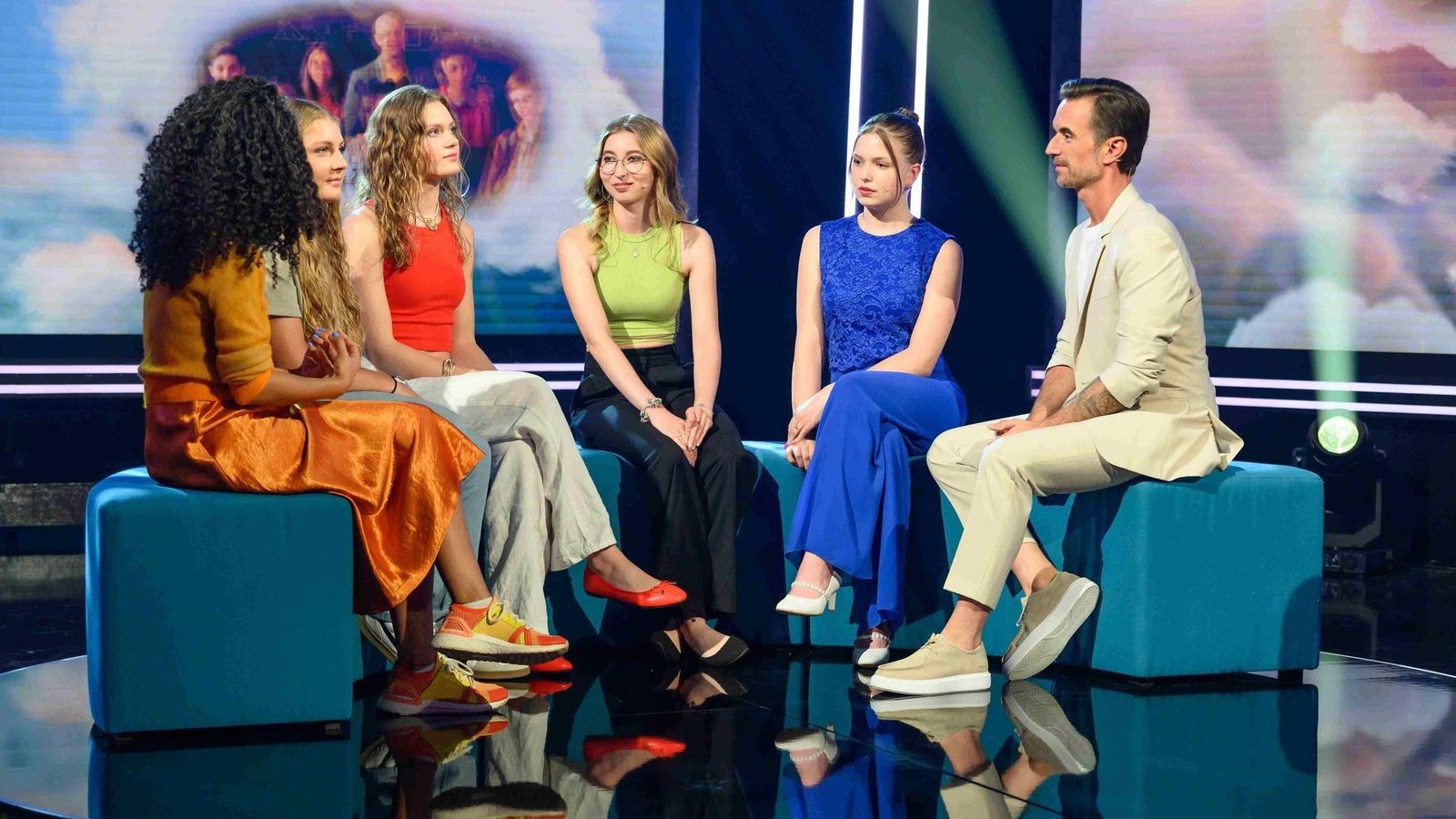 Maus-Show-Essener-Sch-lerinnen-treffen-Florian-Silbereisen