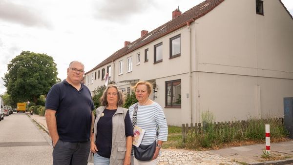 „Saga lässt Häuser verkommen“: Aufstand in Hamburger Siedlung