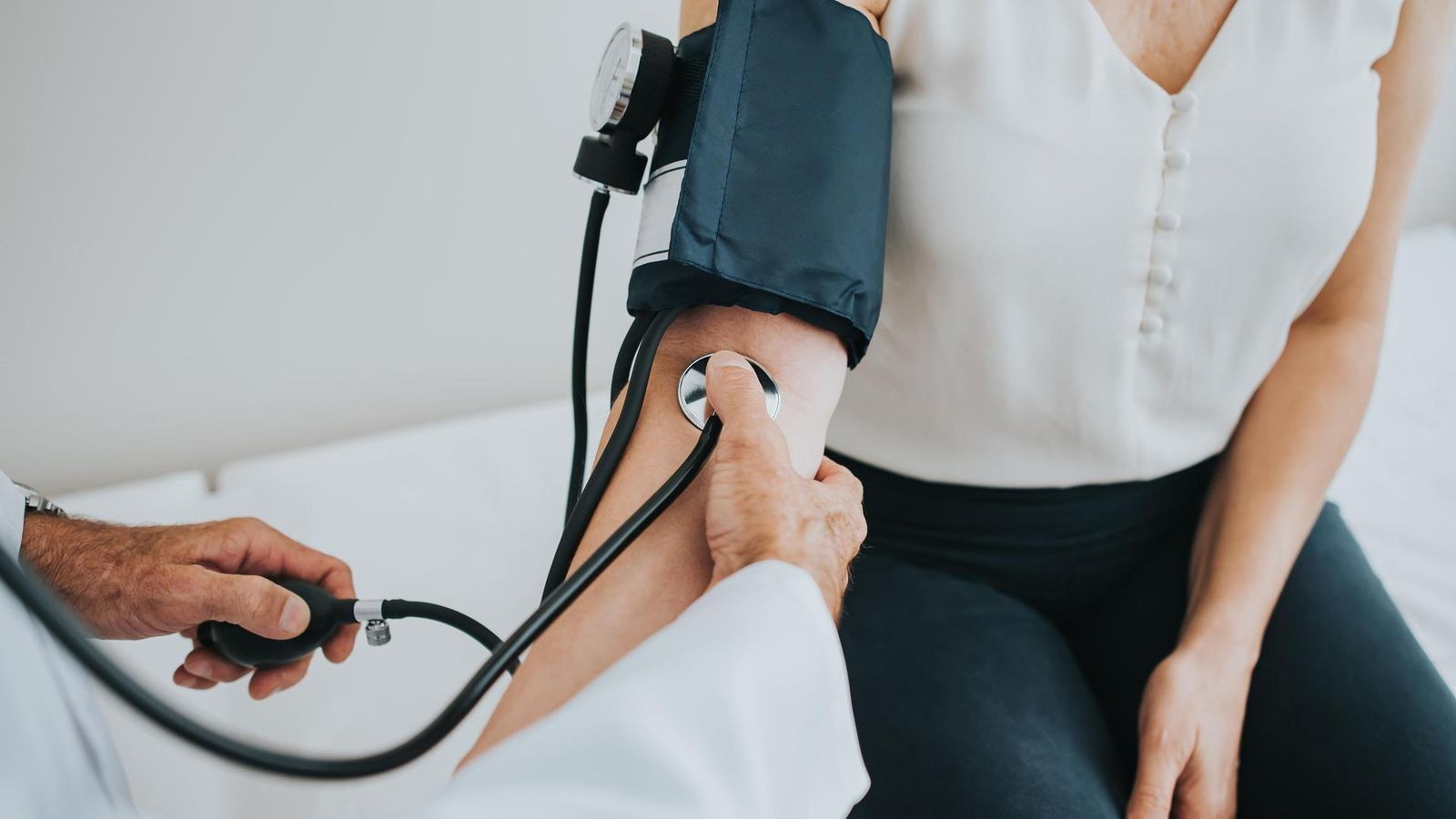 blutdruck-bei-frauen-ab-wann-sind-die-werte-zu-hoch