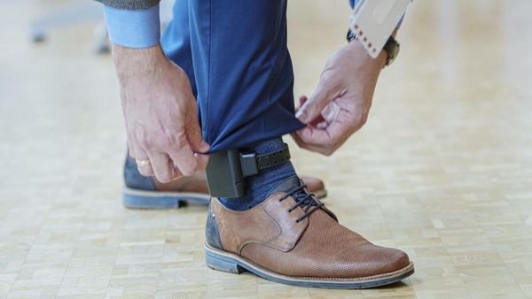 Exklusiv: Gesetz sieht Fußfessel für gewalttätigen Ex vor